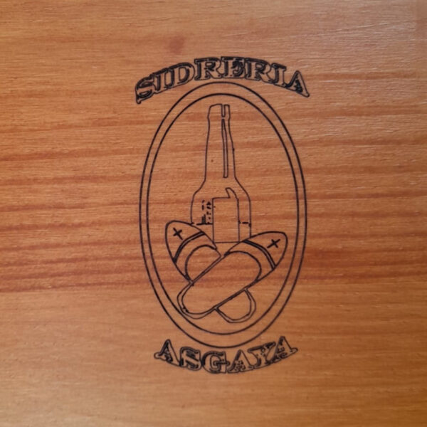 Trasgu personalizado Sidrería Asgaya